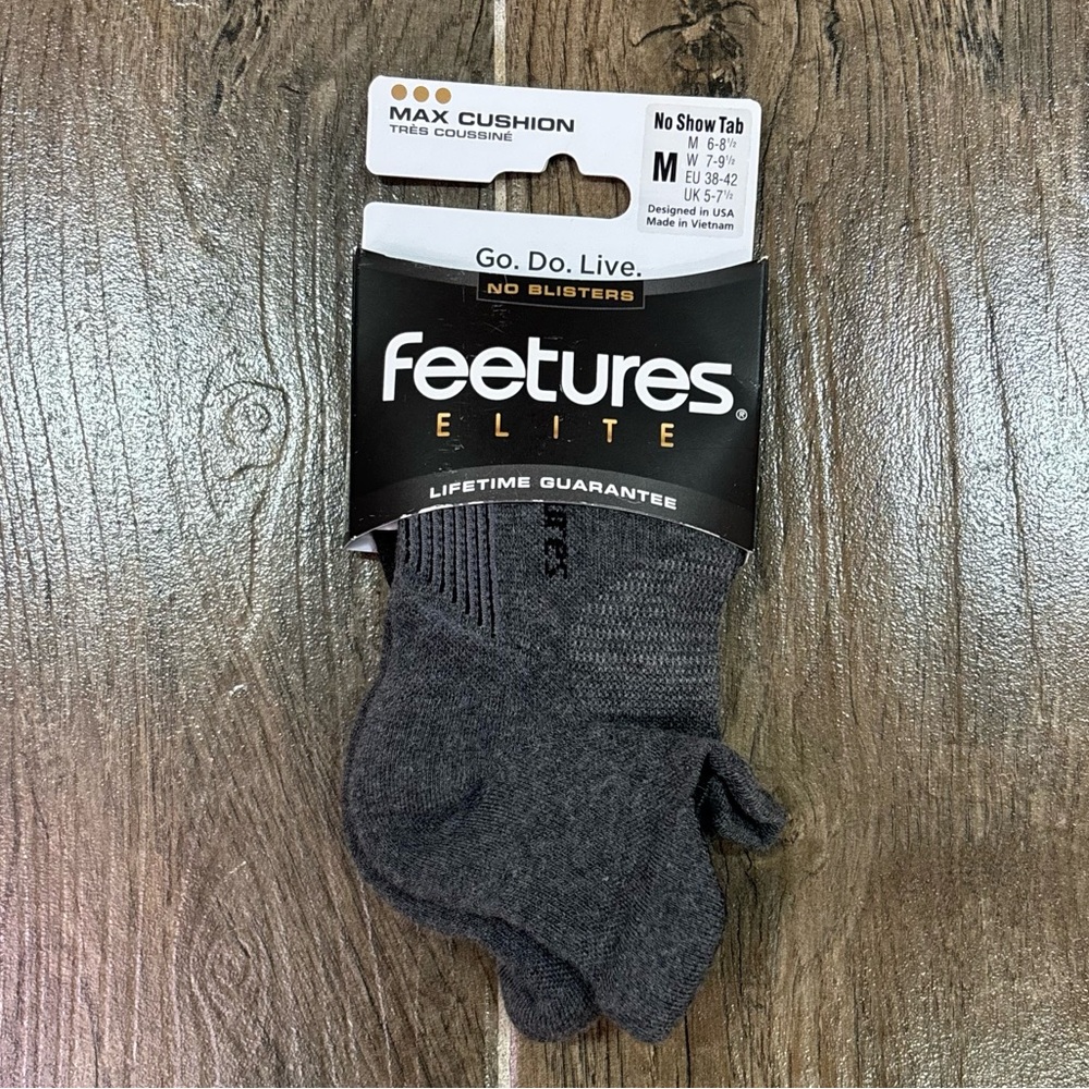 Feetures Elite Max Cushion No Show Tab Socks - Size W 7-9.5